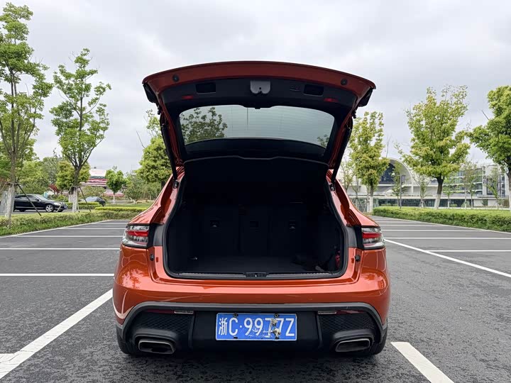Porsche Macan 2022 Macan 2.0 T — фото 14