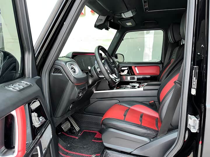 Mercedes-Benz G-Class 2019 AMG G 63 — фото 8