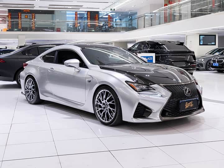 Lexus RC 2015 F 5.0 L — фото 3