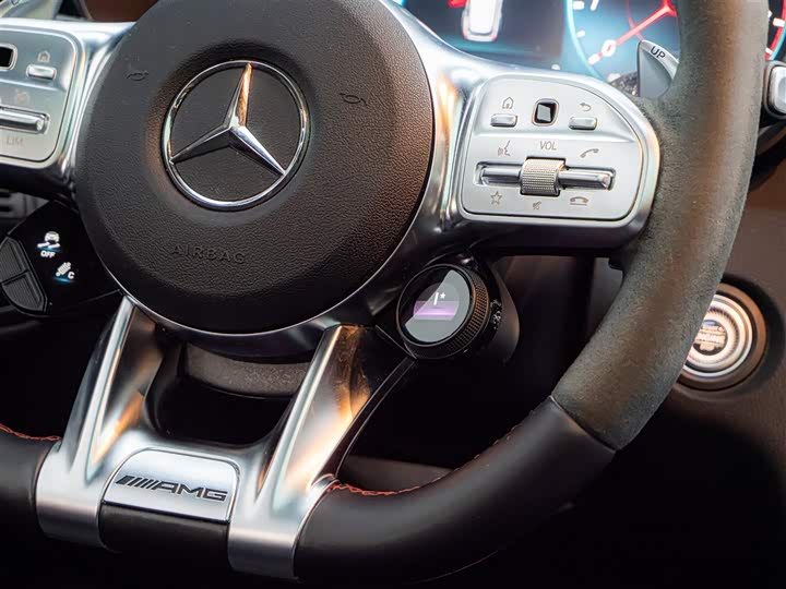 Mercedes-Benz GLC 2022 AMG GLC 43 4 MATIC — фото 27