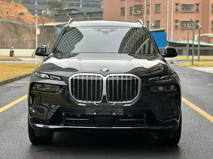 BMW X7 2023 x Drive 40i — фото 2