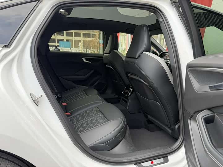 Audi A5L 2026 2.0 T Plus — фото 7