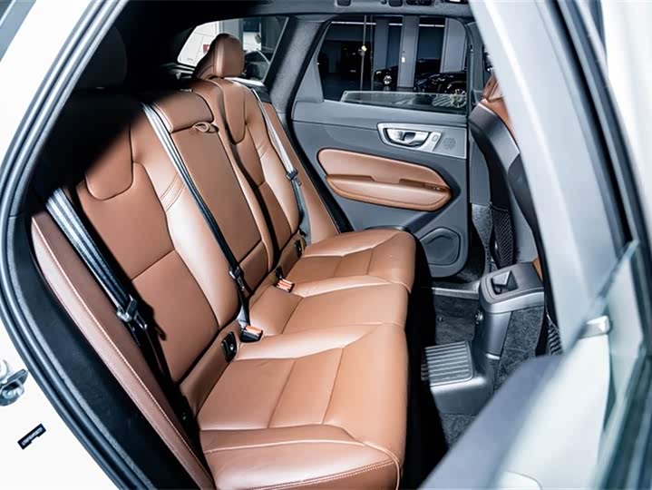 Volvo XC60 Hybrid 2023 T 8 PHEV 4 WD — фото 24