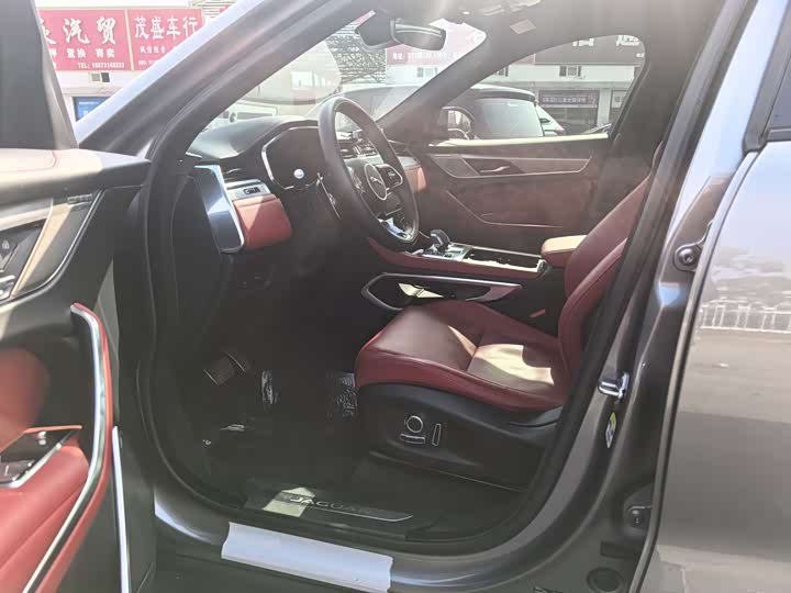 Jaguar F-PACE 2024 P 250 R-Dynamic HSE — фото 7