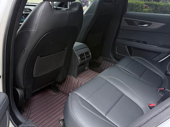 Jaguar XEL 2021 2.0 T 200 PS R-DYNAMIC — фото 8