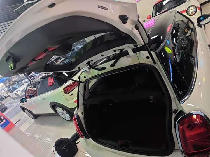 MINI Hatch — фото 19