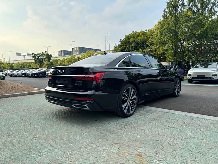Audi A6L 40 TFSI люкс-динамик — фото 10