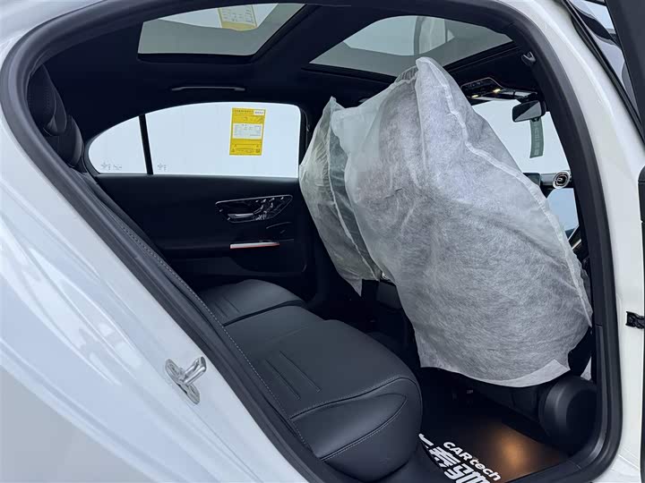Mercedes-Benz C-Class 2025 C 260 L — фото 25