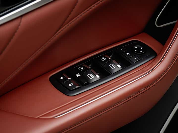 Maserati Levante 2022 3.0 T Modena — фото 18