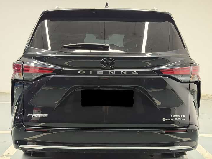 Toyota SIENNA 2024 2.5 LHybrid 4 WD — фото 8