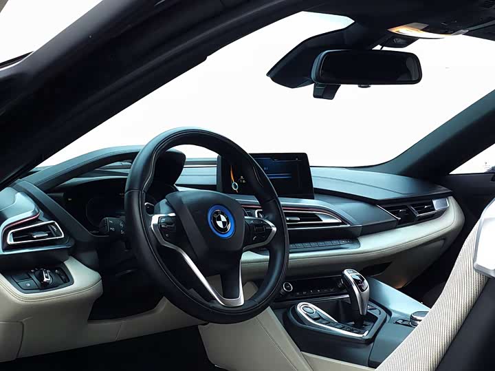 BMW i8 2014 Standard — фото 23