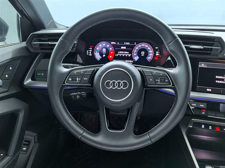 Audi A3 2024 Sportback 35 TFSI Sport — фото 11