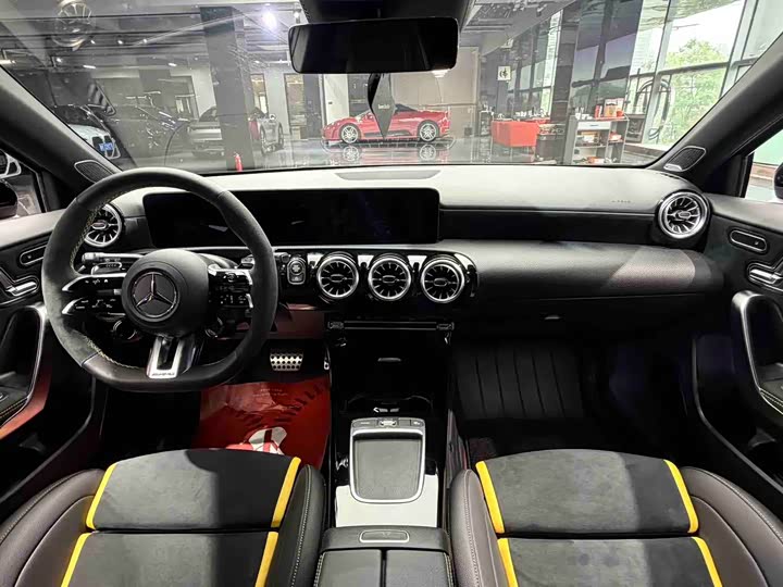 Mercedes-Benz A-Class 2024 AMG A 45 S 4 MATIC+ — фото 15