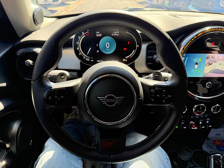 MINI Hatch — фото 16