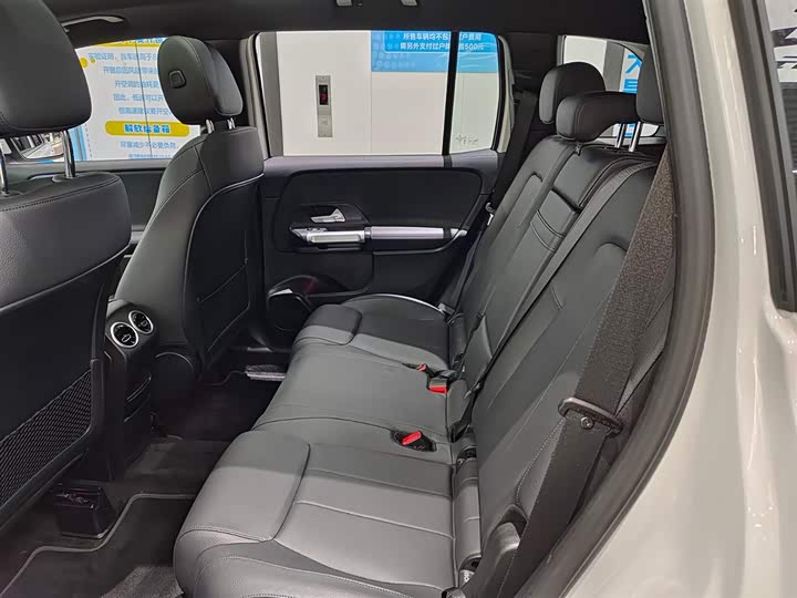 Mercedes-Benz GLB 2024 GLB 220 — фото 8