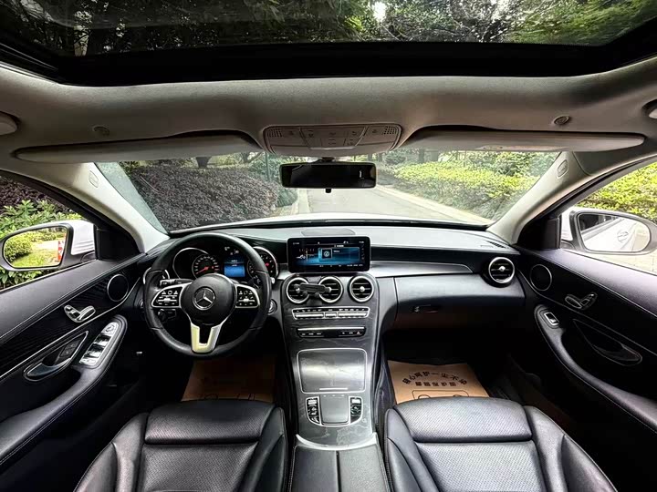 Mercedes-Benz C-Class 2019 C 180 L — фото 10