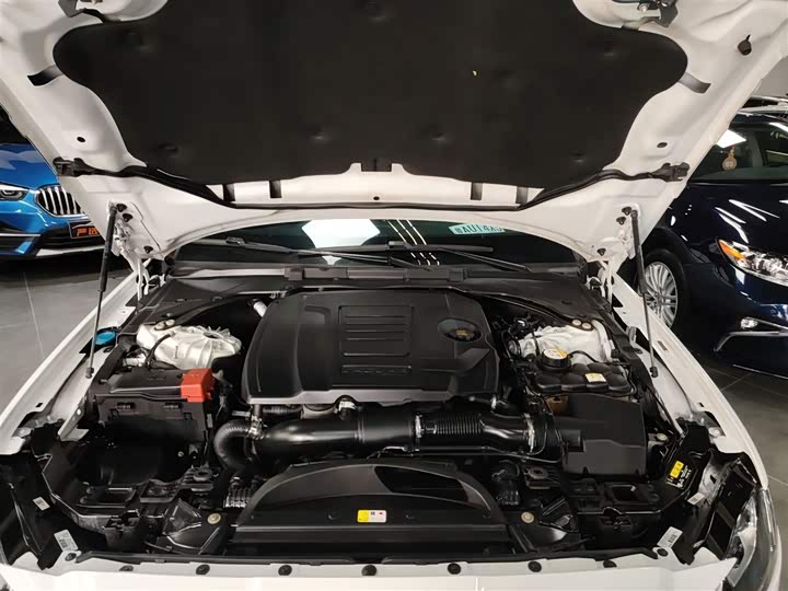 Jaguar XFL 2020 XFL 2.0 T P 200 2 WD — фото 10
