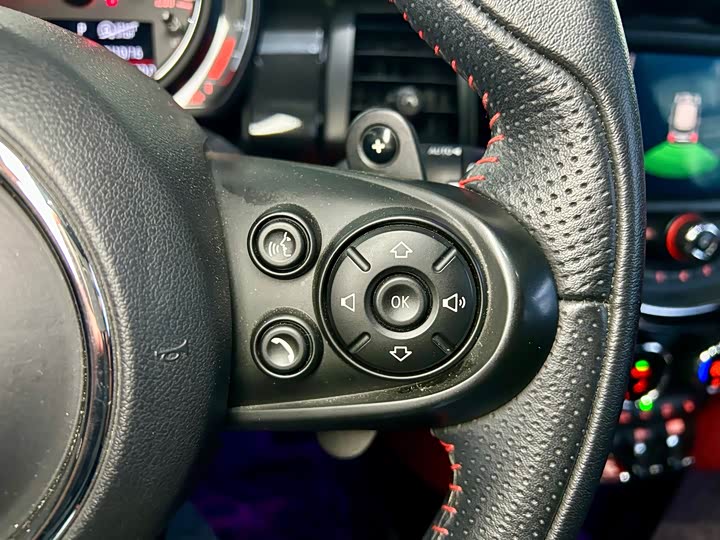 MINI Hatch — фото 12