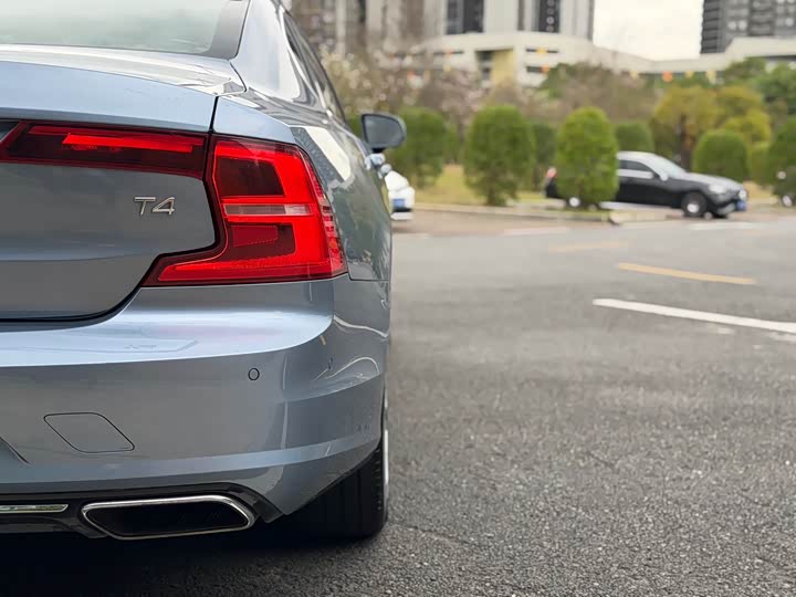 Volvo S90 2018 T 4 — фото 13