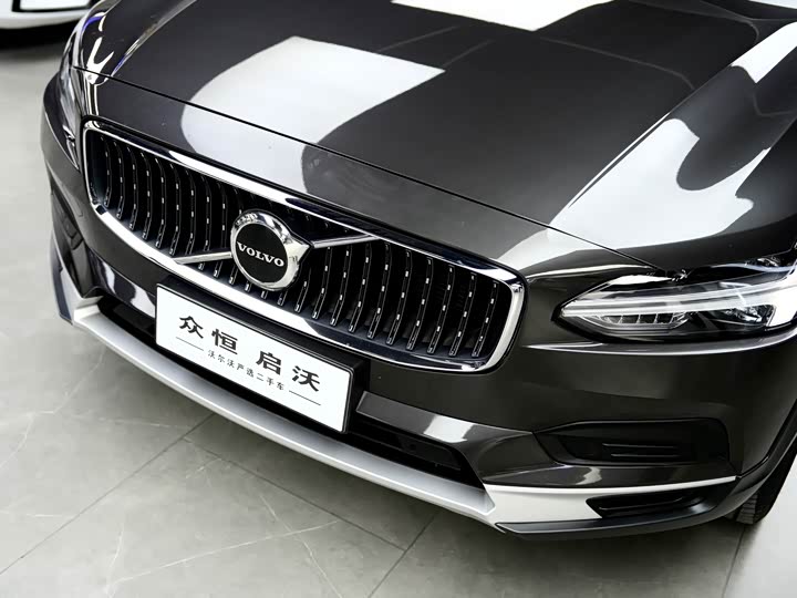 Volvo V90 2024 Cross Country B 5 AWD — фото 8