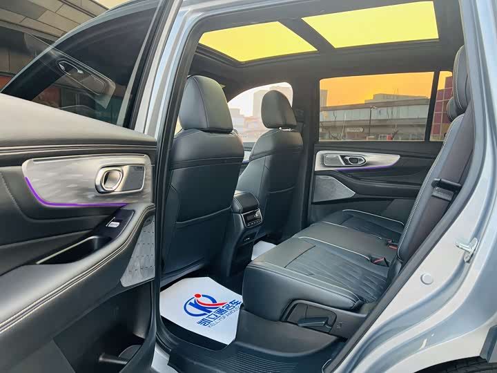 Trumpchi GS8 2022 2.0 TGDI 4 WD ( ) — фото 9
