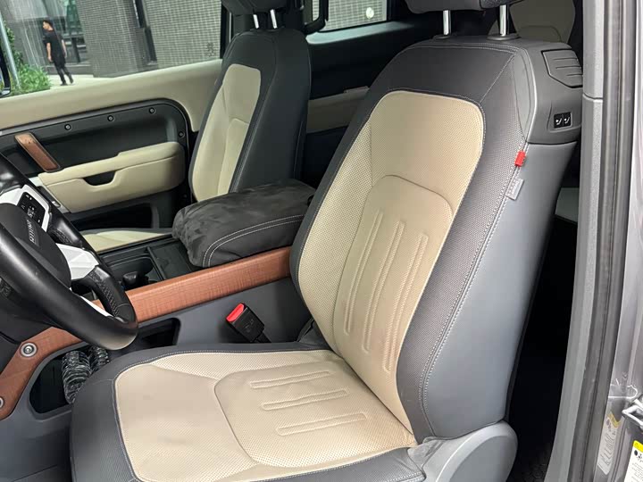 Land Rover Defender — фото 11