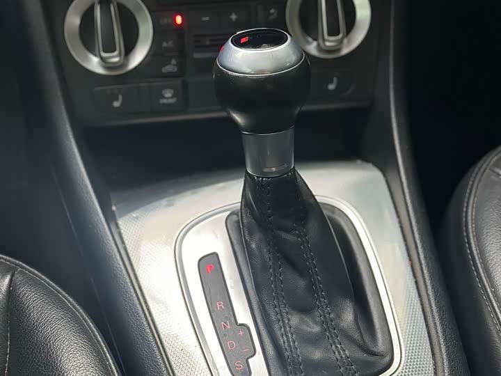 Audi Q3 2015 35 TFSI quattro — фото 7