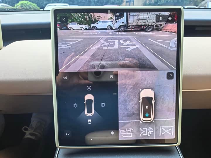 NIO ET5T 2024 75k Wh Touring — фото 8