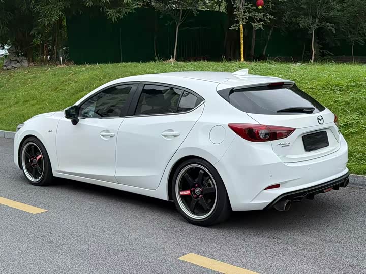 Mazda 3 2017 2.0 L ATLuxury V — фото 9