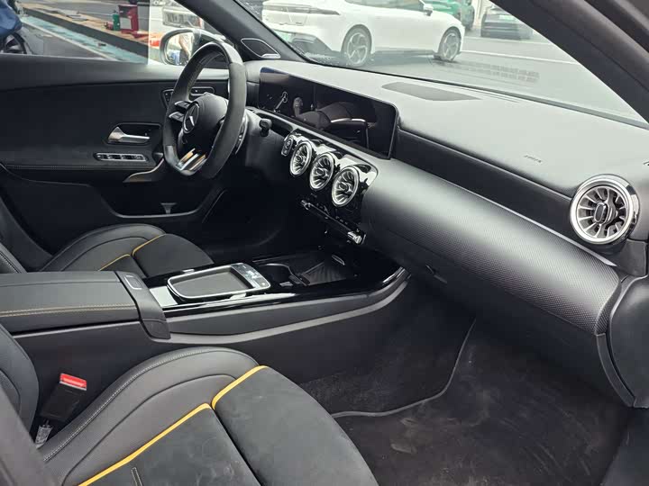 Mercedes-Benz A-Class 2024 AMG A 45 S 4 MATIC+ — фото 6