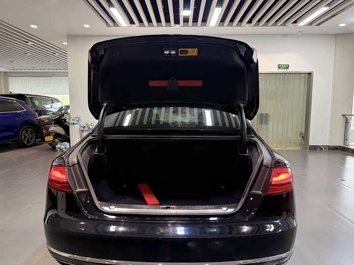 Audi A8 2014 A 8 L 45 TFSI quattro Luxury — фото 30