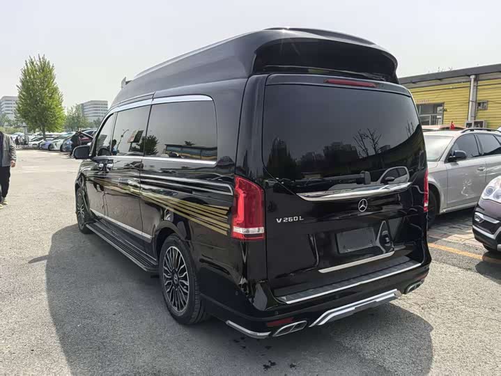 Mercedes-Benz V-Class 2020 V 260 L — фото 7