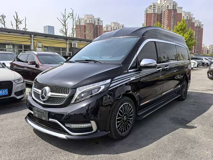 Mercedes-Benz V-Class 2020 V 260 L — фото 1