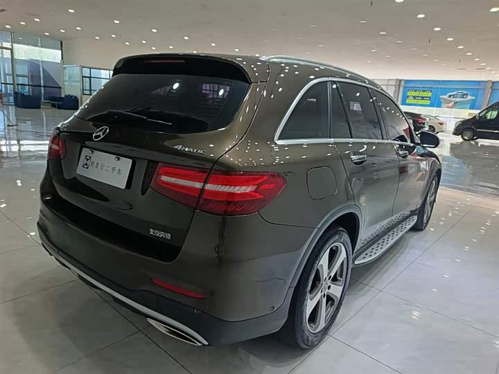 Mercedes-Benz GLC 260 4MATIC люкс — фото 9