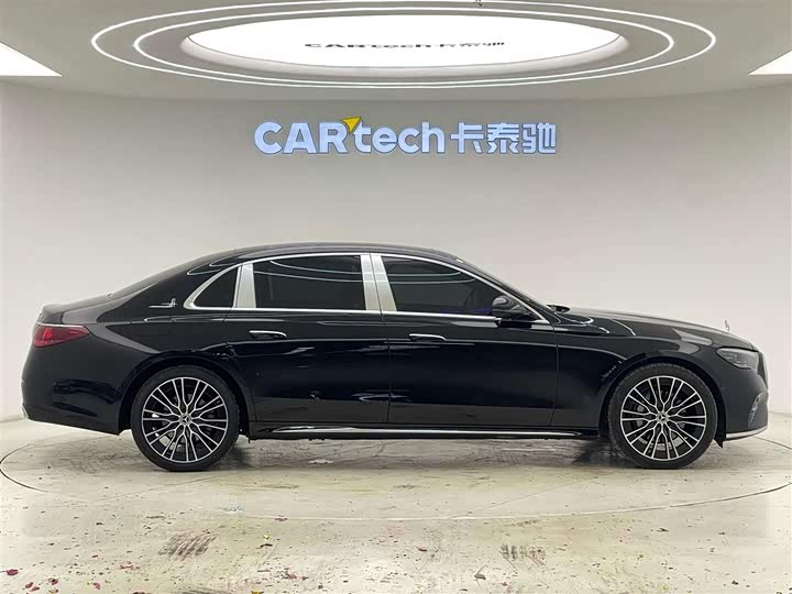 Mercedes-Benz E-Class 2025 E 300 L Premium — фото 4