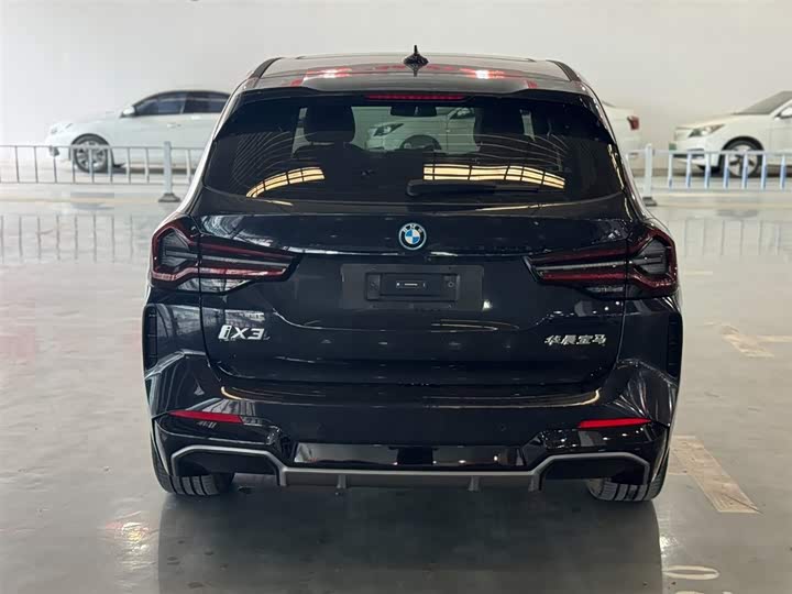 BMW i X3 2023 Leading — фото 6