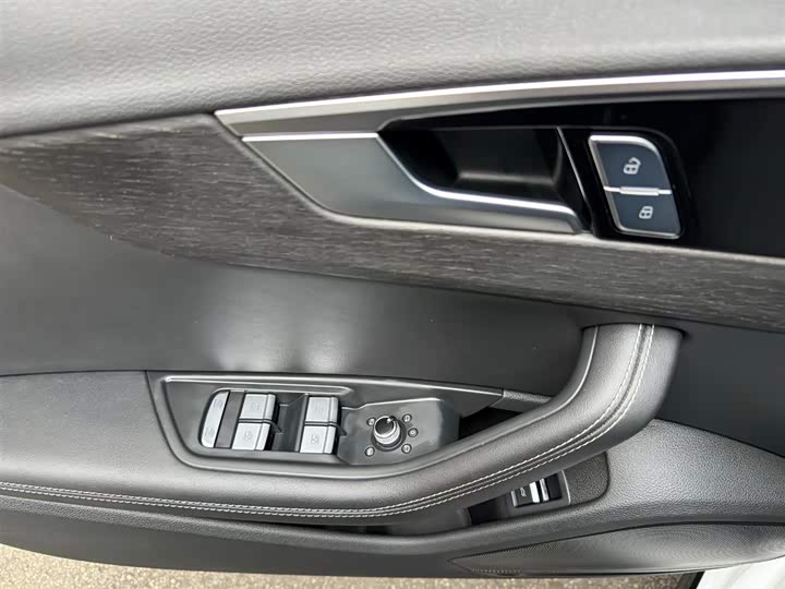Audi A4L 2024 40 TFSI — фото 11