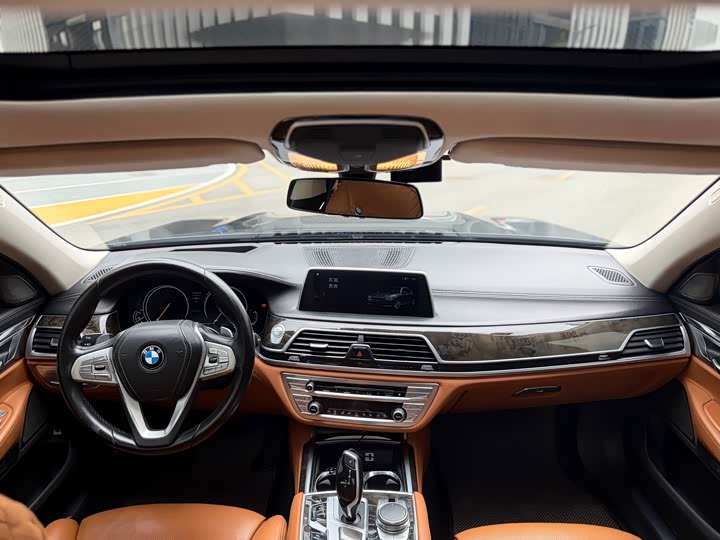 BMW 7-Series 2016 740 Li Leading — фото 5