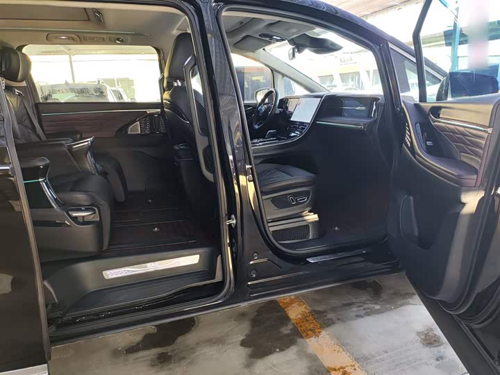 Trumpchi M8 2024 400 T — фото 19