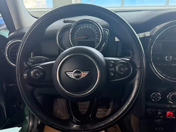 MINI Hatch — фото 11