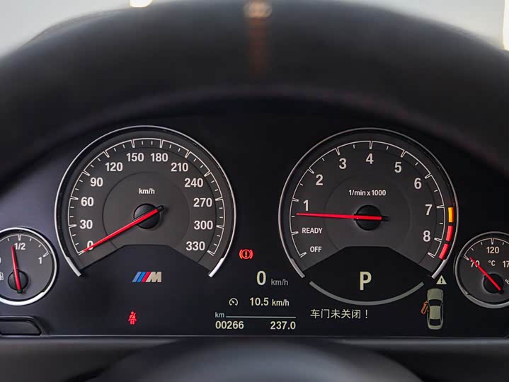 BMW M4 2016 M 4 GTS — фото 23