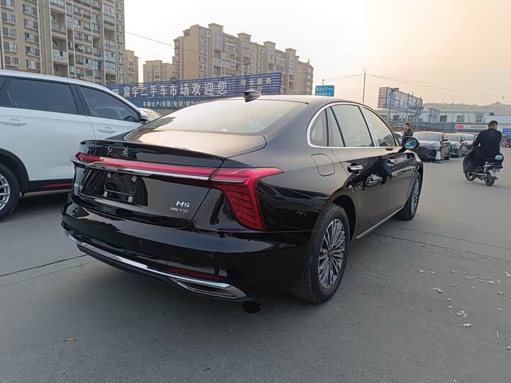 Hongqi H5 2024 1.5 T DCT — фото 21
