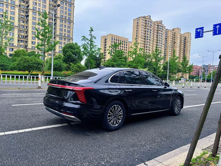 Hongqi H5 2024 1.5 T DCT — фото 5
