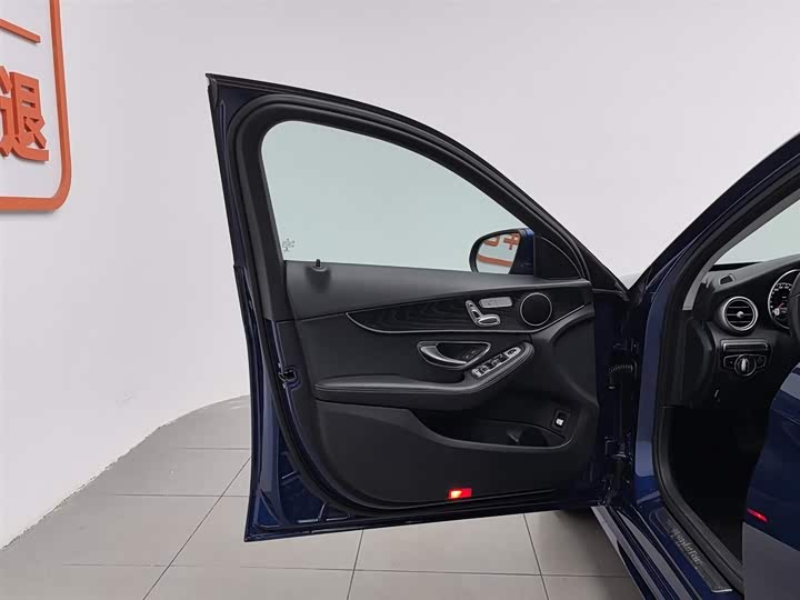 Mercedes-Benz C-Class 2019 C 260 — фото 8