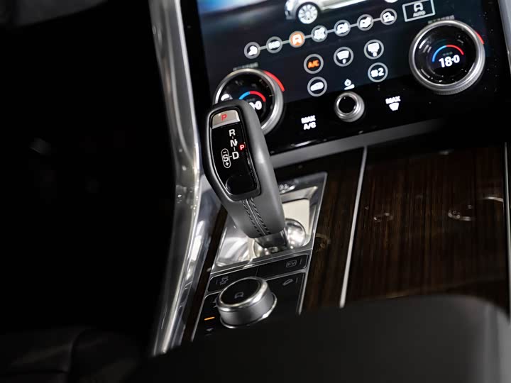 Land Rover Range Rover Sport — фото 17