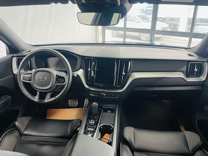 Volvo XC60 Hybrid 2021 T 8 E Hybrid — фото 7