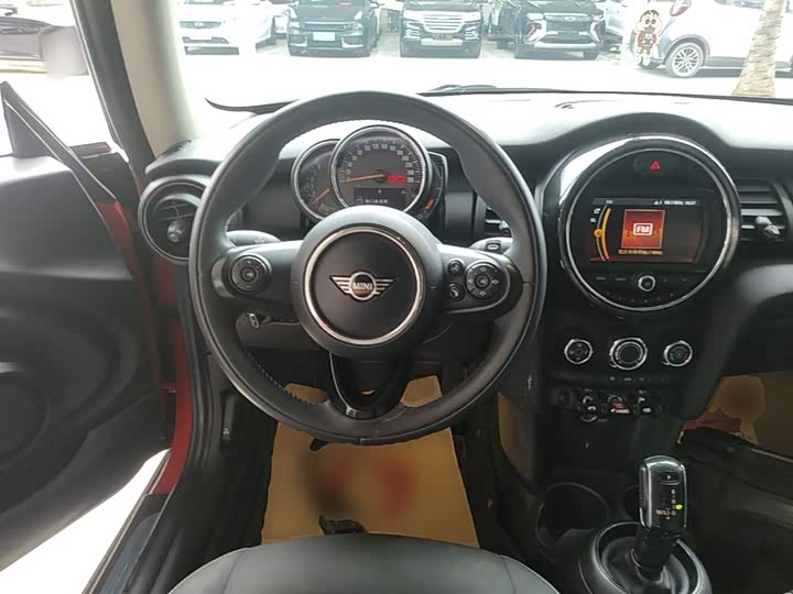 MINI Hatch — фото 11