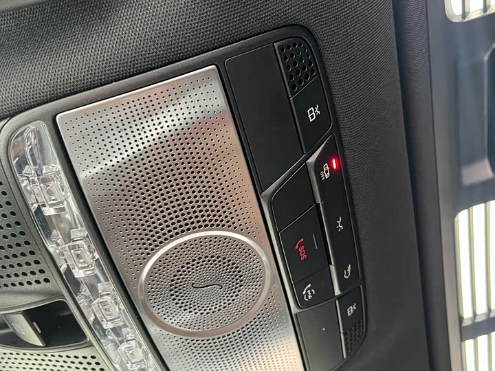 Mercedes-Benz G-Class 2019 G 500 — фото 15