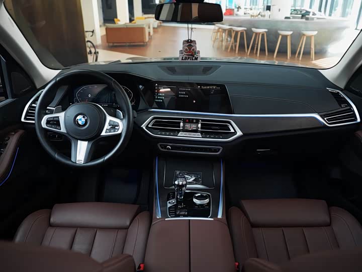 BMW X5 2021 x Drive 40i M — фото 7