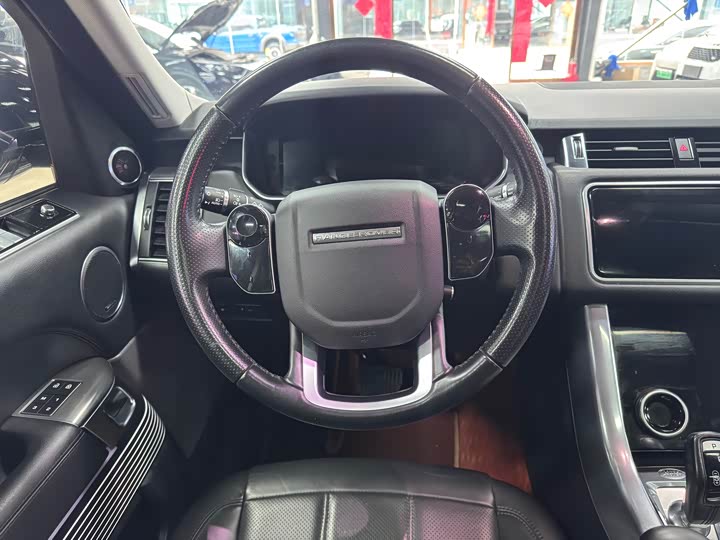 Land Rover Range Rover Sport — фото 16